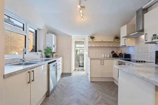 Kitchen with electric hob and oven