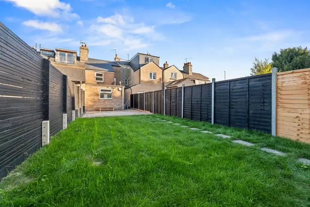 Fully fenced private garden